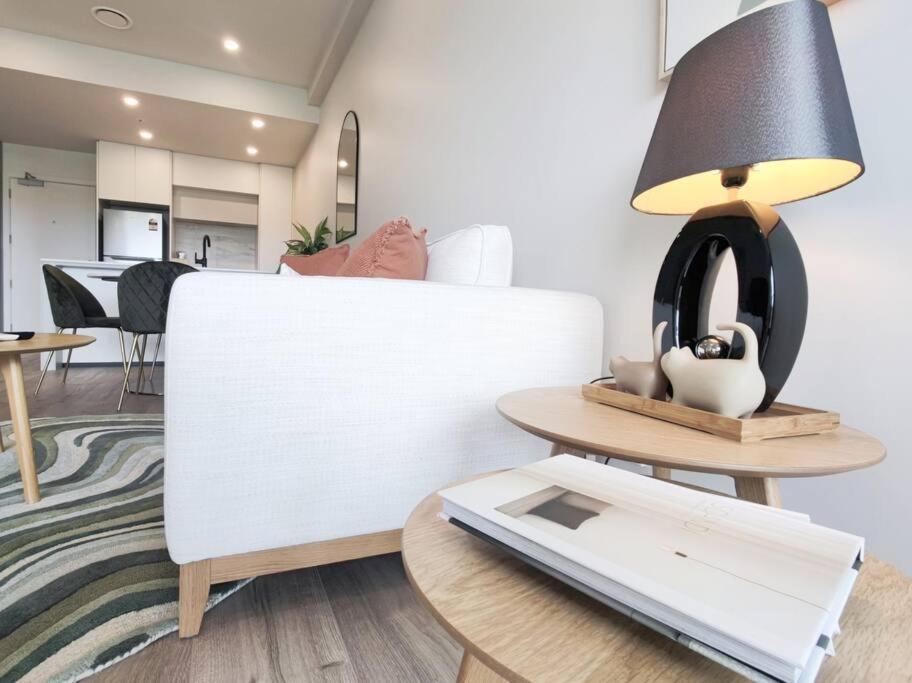 Brand New Stylish 2Br Apartment- Free Parking Окленд Екстер'єр фото